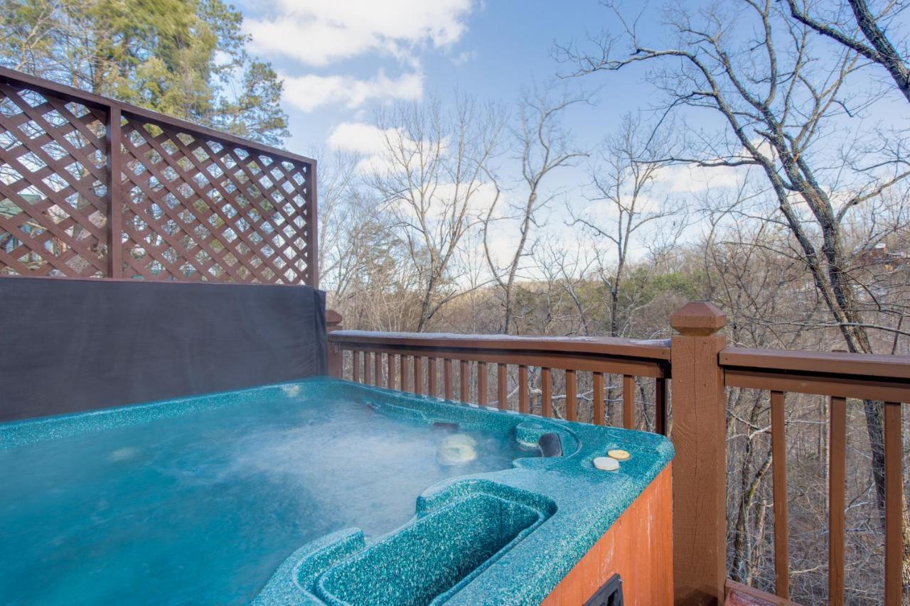 Wildwood Cove, 2 Bedrooms, Fireplace, Wifi, Jetted Tub, Hot Tub, Sleeps 6 セバービル エクステリア 写真