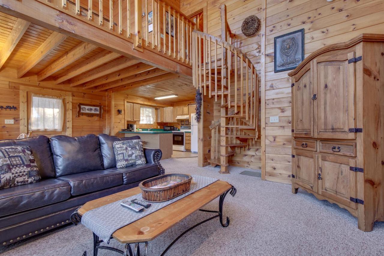 Wildwood Cove, 2 Bedrooms, Fireplace, Wifi, Jetted Tub, Hot Tub, Sleeps 6 セバービル エクステリア 写真
