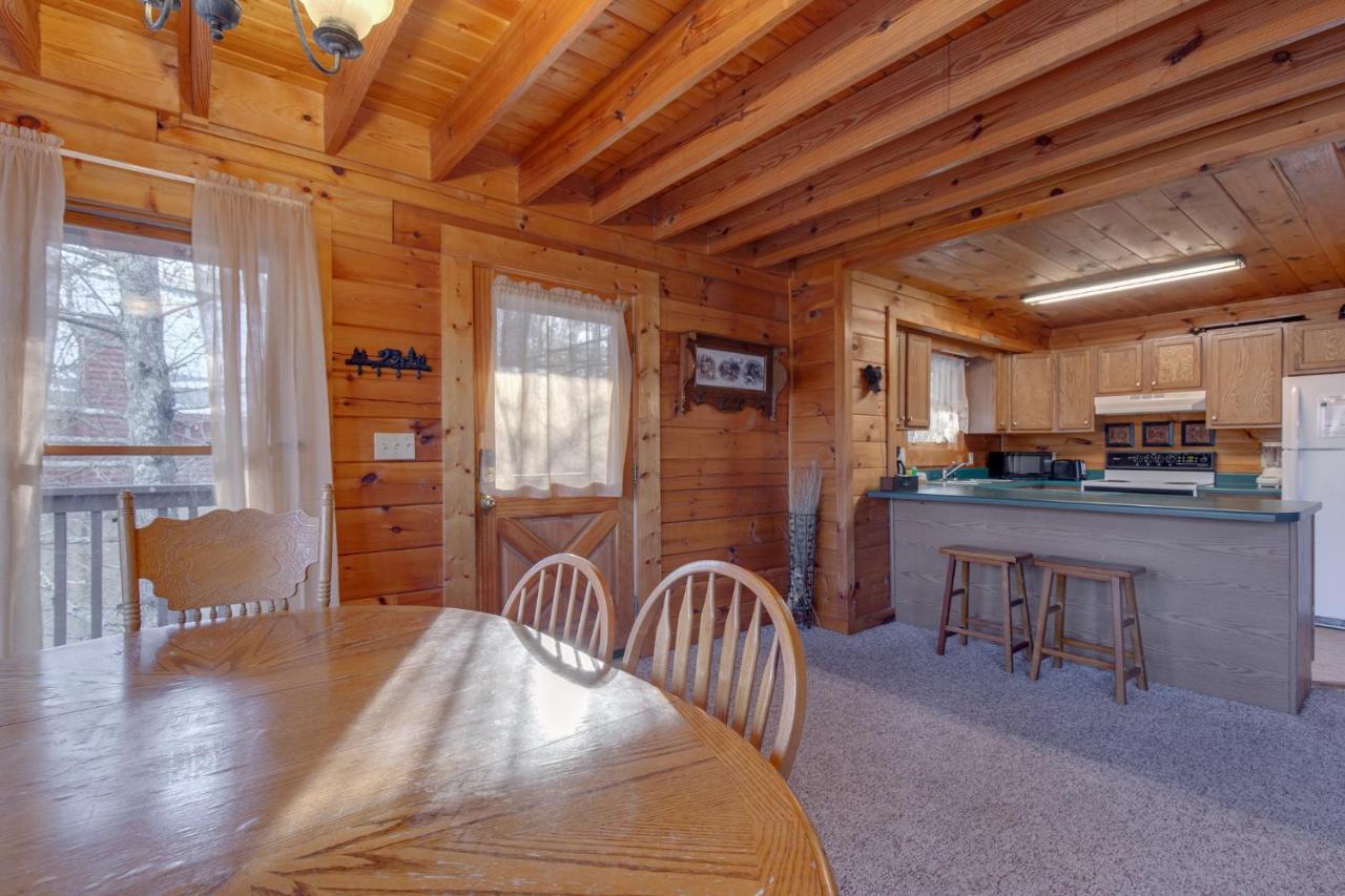Wildwood Cove, 2 Bedrooms, Fireplace, Wifi, Jetted Tub, Hot Tub, Sleeps 6 セバービル エクステリア 写真