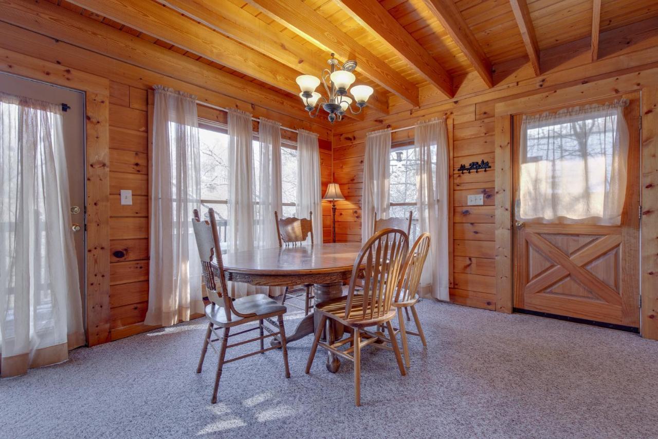 Wildwood Cove, 2 Bedrooms, Fireplace, Wifi, Jetted Tub, Hot Tub, Sleeps 6 セバービル エクステリア 写真