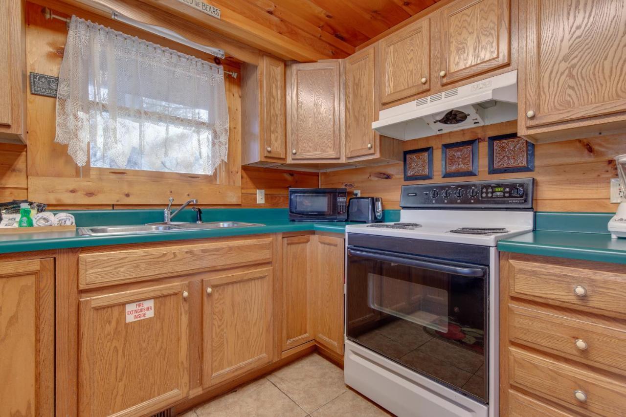 Wildwood Cove, 2 Bedrooms, Fireplace, Wifi, Jetted Tub, Hot Tub, Sleeps 6 セバービル エクステリア 写真