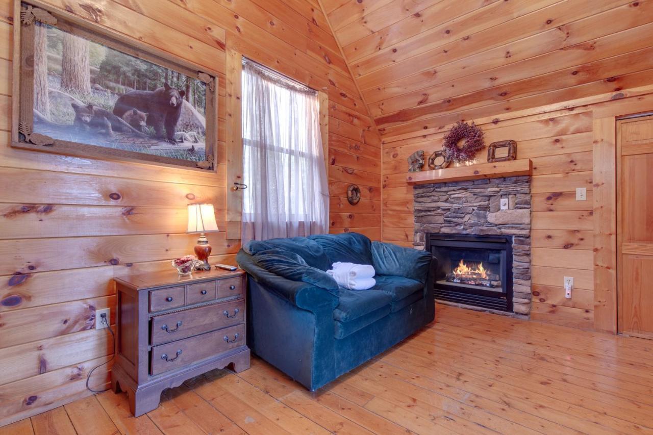 Wildwood Cove, 2 Bedrooms, Fireplace, Wifi, Jetted Tub, Hot Tub, Sleeps 6 セバービル エクステリア 写真