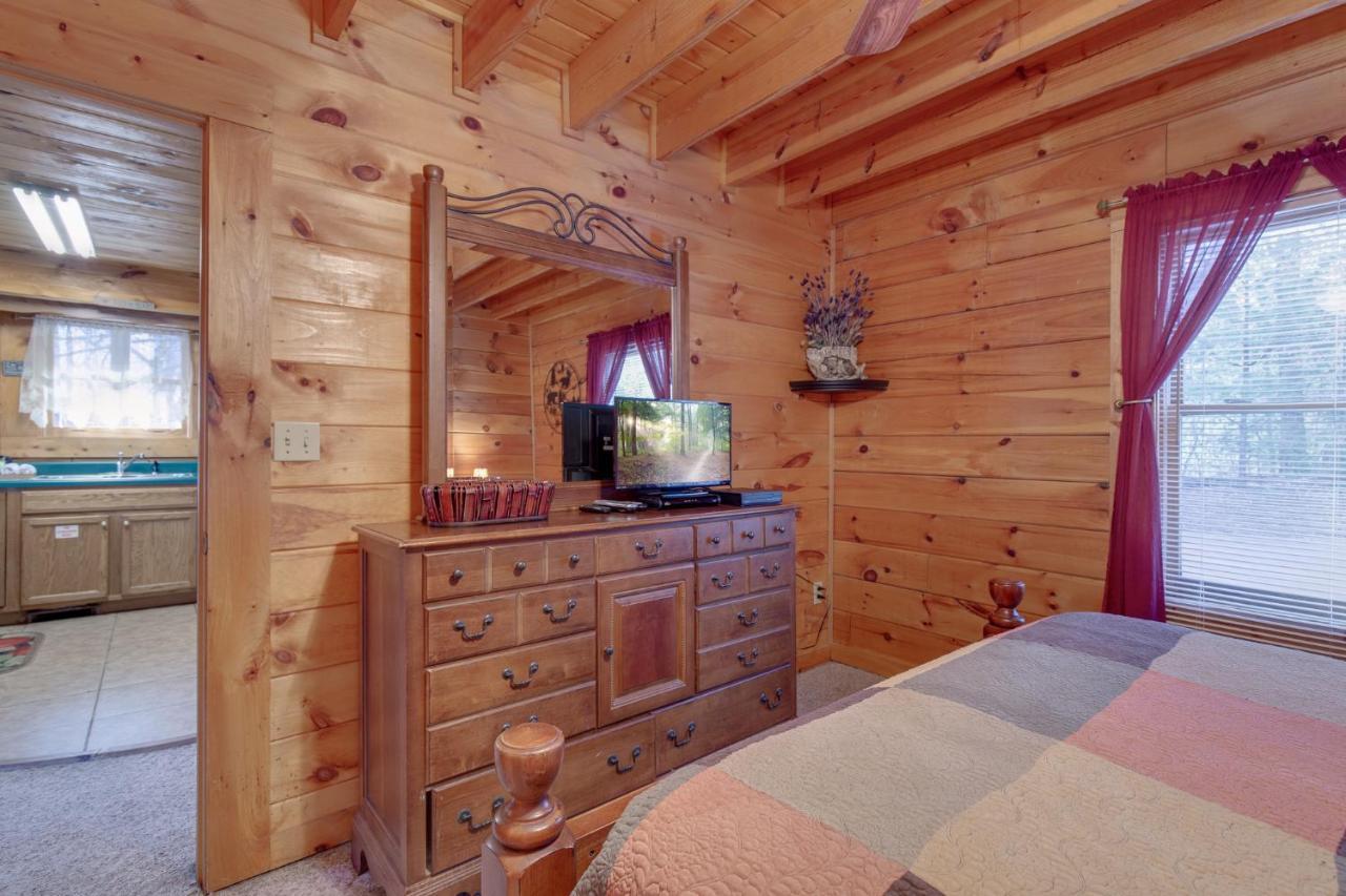 Wildwood Cove, 2 Bedrooms, Fireplace, Wifi, Jetted Tub, Hot Tub, Sleeps 6 セバービル エクステリア 写真